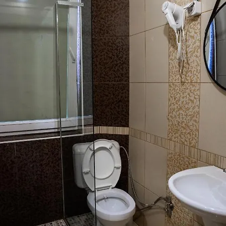United Hotel 3*