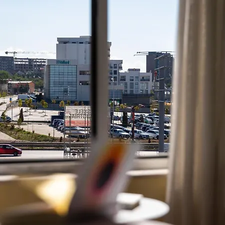 United Hotel 3*