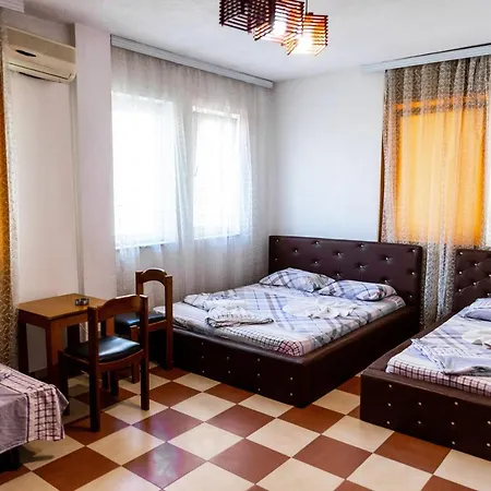 United Hotel 3*